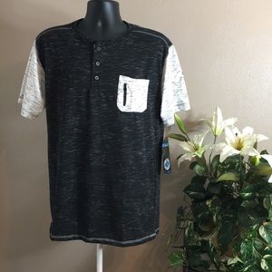 NWT - Men's Short Sleeve Black Printed T-Shirt